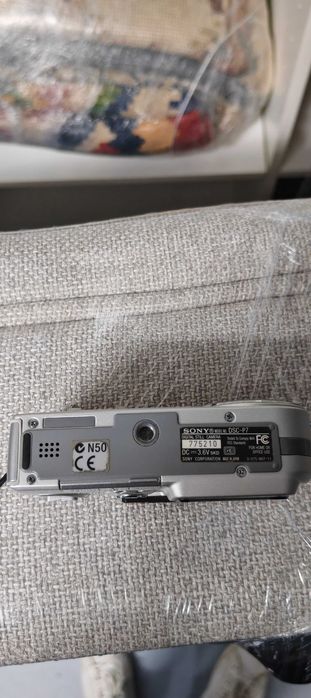 Camera Digital Sony Cyber-Shot DSC-P7