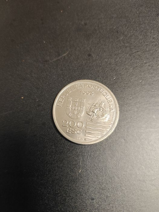 Vendo moeda portuguesa de 200 Escudos de 1993 comemorativa do 400.º aniversário do Envio dos Embaixadores Japoneses à Europa.