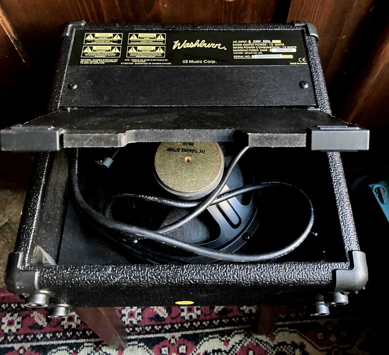 Washburn WA15b wzmacniacz kombo piec do gitary basowej