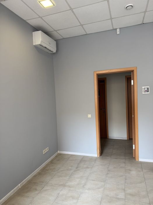 Сдам в аренду под офис,салон