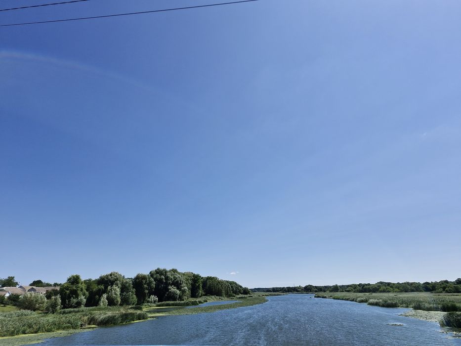 Земельна ділянка з прямим виходом на  водоймище та ліс