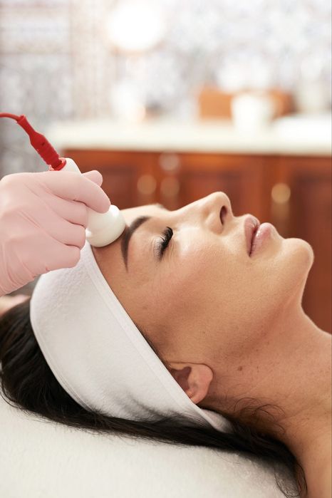 Bio Electro Peeling