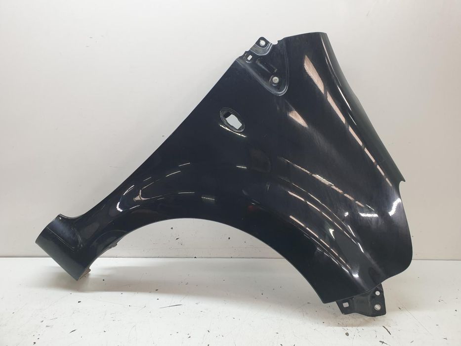 Guarda-Lamas Frente Direito Toyota Aygo Kgbwnb
