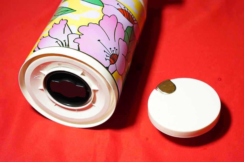 Термос на 1 литр. со стеклянной колбой целый без повреждений БУ.