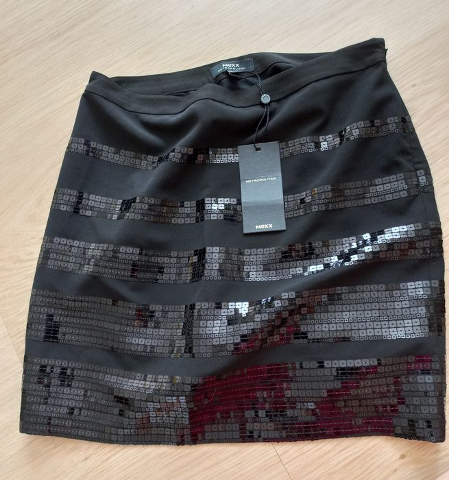 Продам спідницю  MEXX