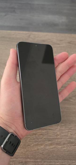 Продам Samsung s23 plus 8 на 256gb