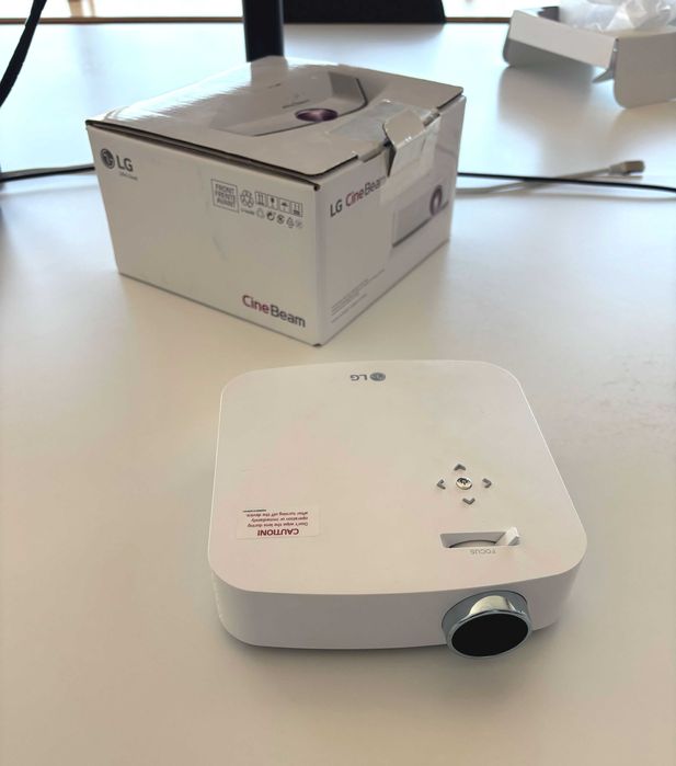 Projector LG CineBeam PF50KS