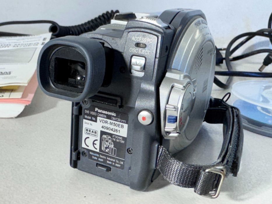 Kamera Panasonic VDR-M50EB  zestaw torba pilot statyw