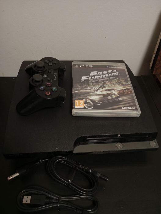 PS30 250gb com comando e jogo