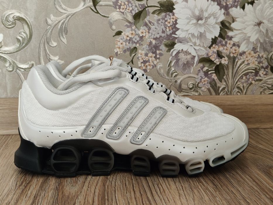 ОРИГІНАЛ! Кросівки Adidas Megaride білі