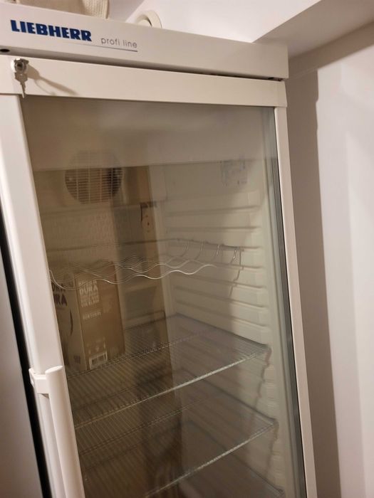 Sprzedam dwie profesjonalne chłodziarki do wina