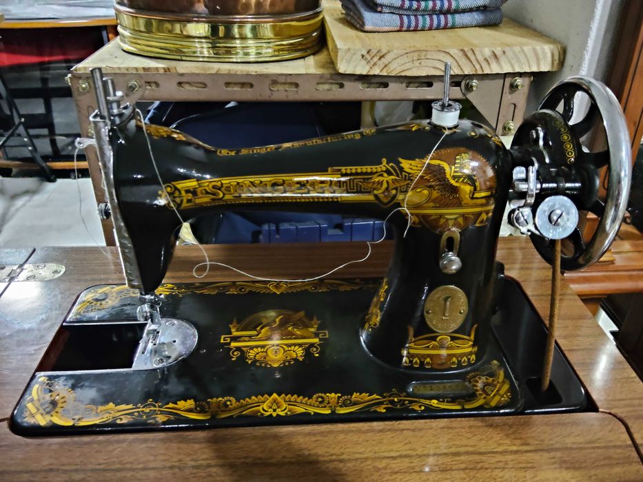 Máquina de costura Singer