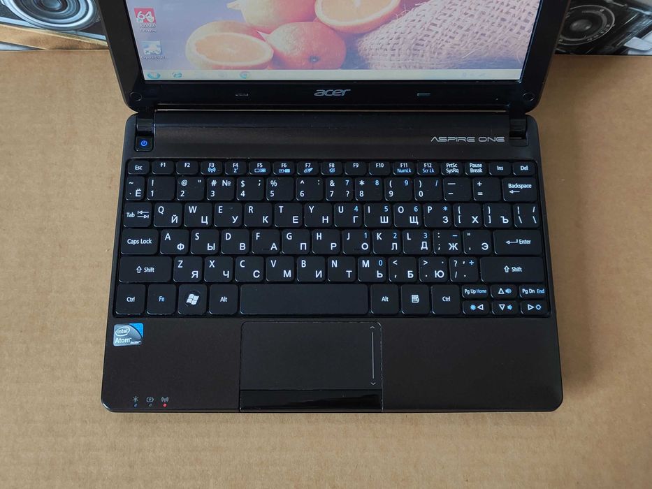Компактний нетбук Acer_Мощний Intel (4 ядра)_4 ГБ_320 ГБ_Батарея 4 год