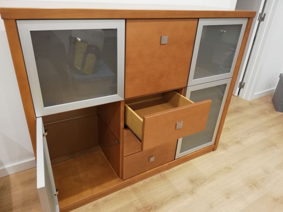 Movel de sala em cerejeira