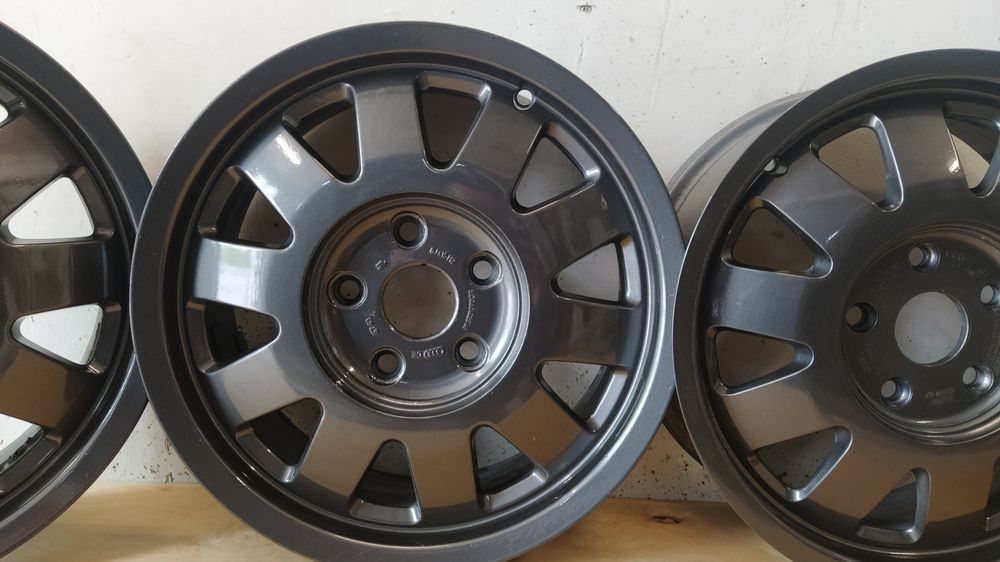 Продам диски         .