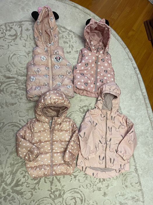 Дмтячий світ( продам курточки і безрукавки на дівчинку 1-2 р)