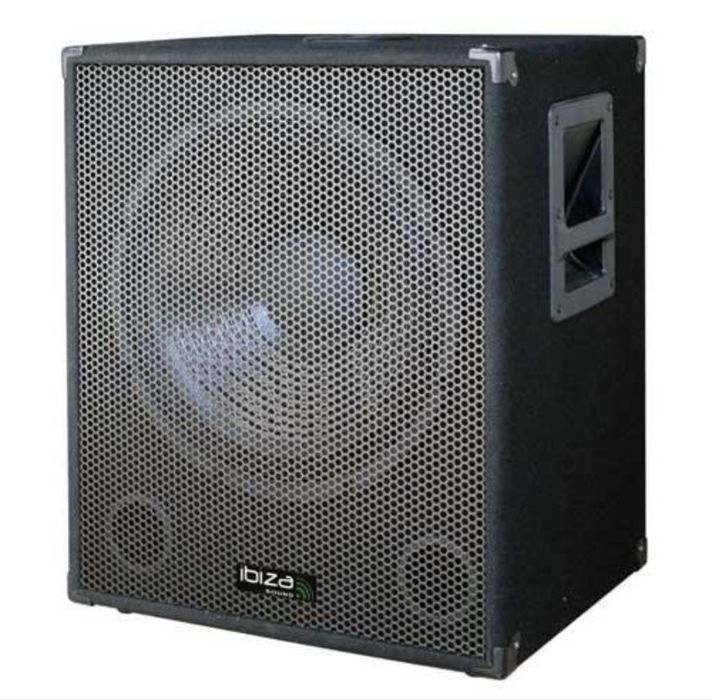 Subwoofer ativo Ibiza 15” 800w Bi Amplificado disponivel 2 subs como novos