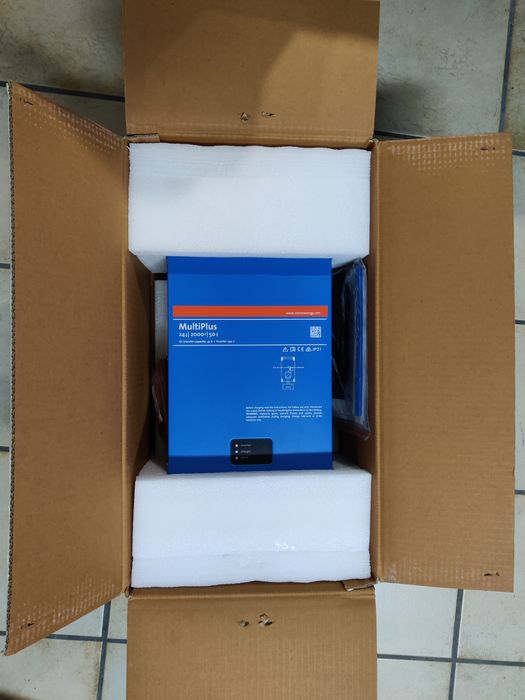 Inversor Victron 24V 2000W + Bateria Litio 8kWh