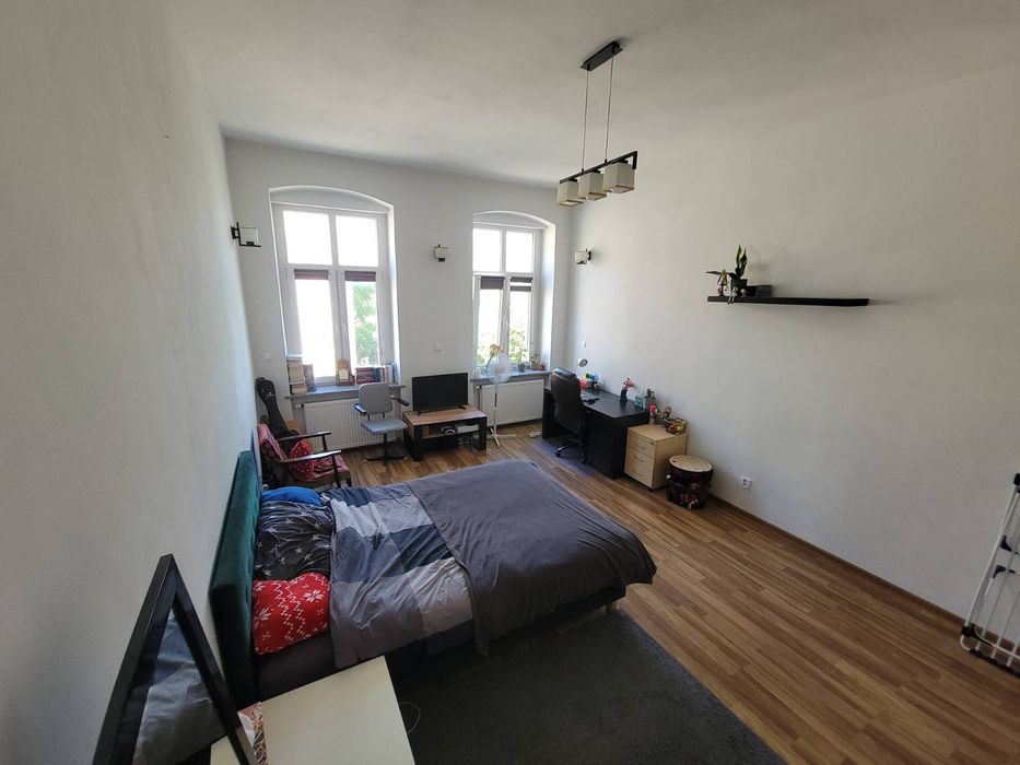 Duży przestronny pokój 24m2 dla młodej osoby / Wyspa Słodowa (Cybulskiego)