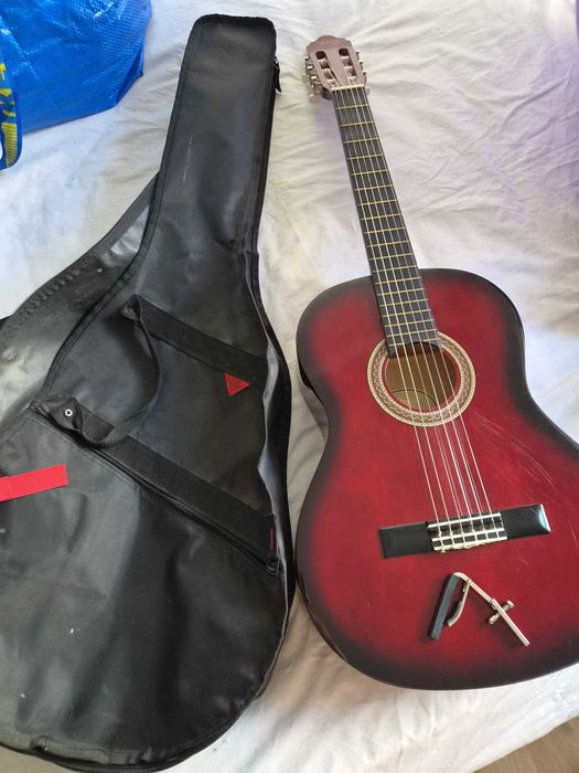 Violão Clássico Valencia em Bom Estado