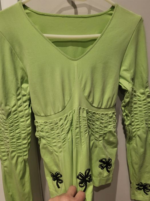 Bluzka zielona z lycrą i marszczeniem