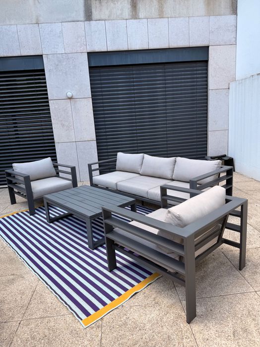 Moving Sale - Well-made outdoor furniture from El Corte Ingles.