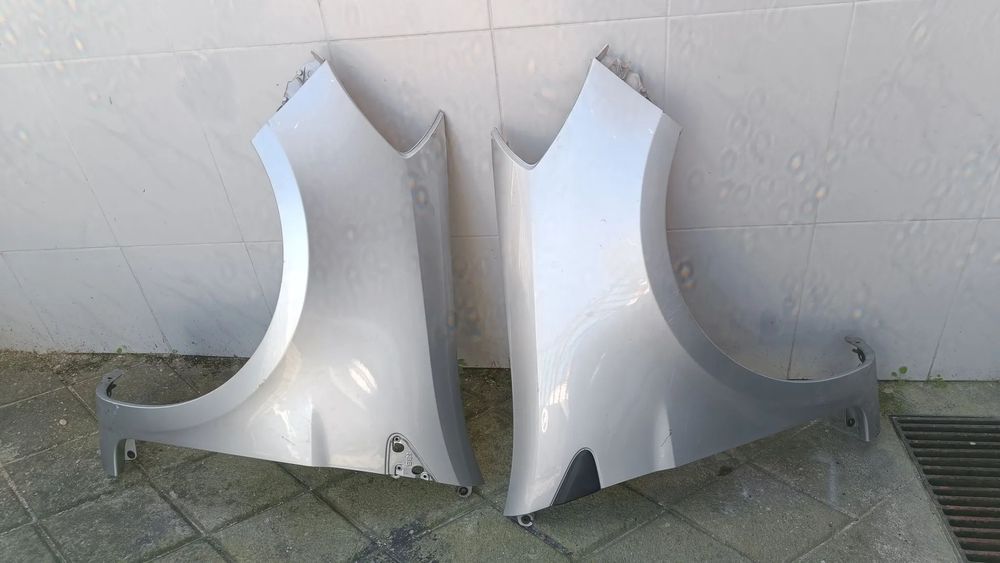 Guarda lamas direito Renault Clio 3 III 2008