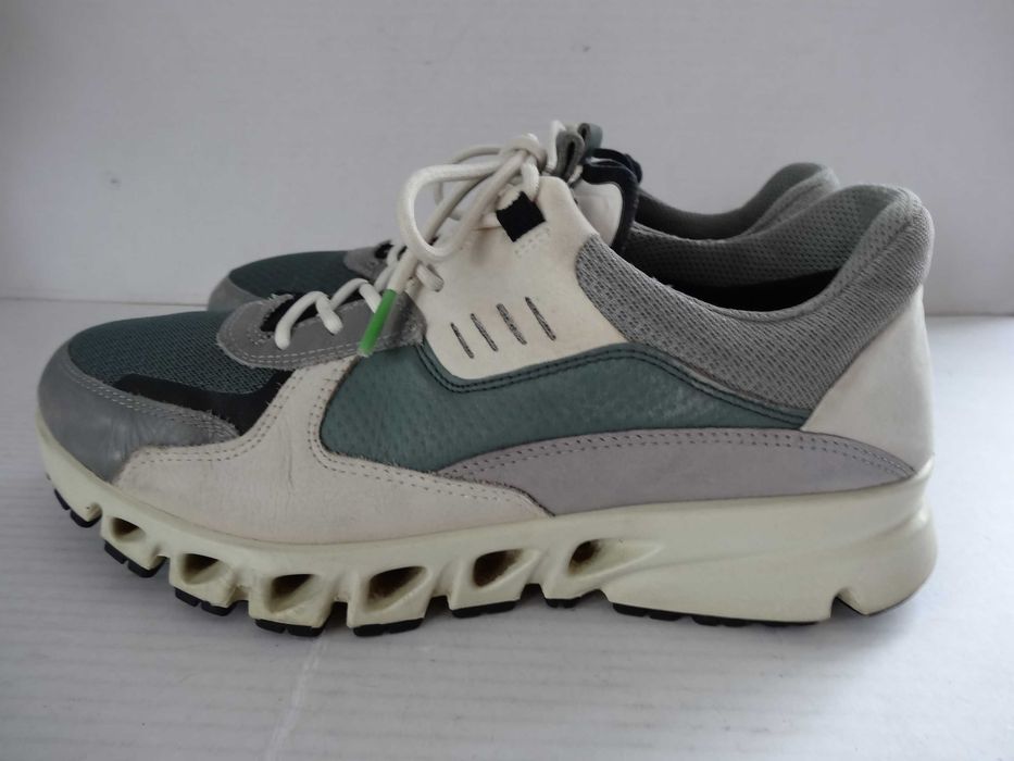 Buty ECCO MULTI-VENT roz 43 GORE-TEX Surround Skóra Półbuty Męskie