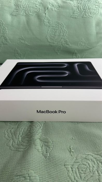 MacBook Pro de 14 polegadas - Preto sideral