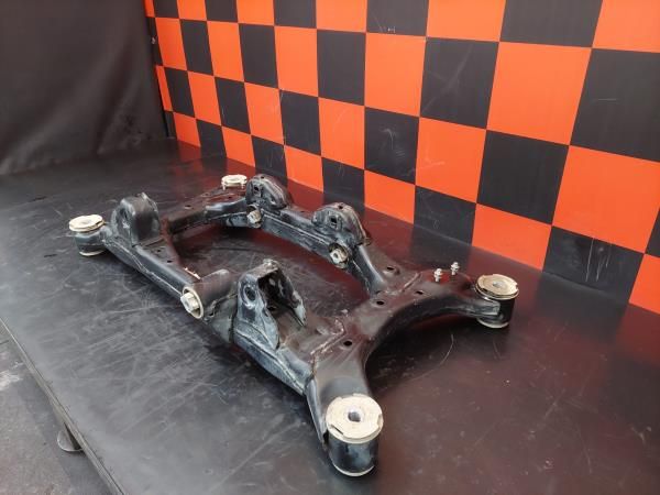 Charriot frente JEEP Renegade (BU, B1)