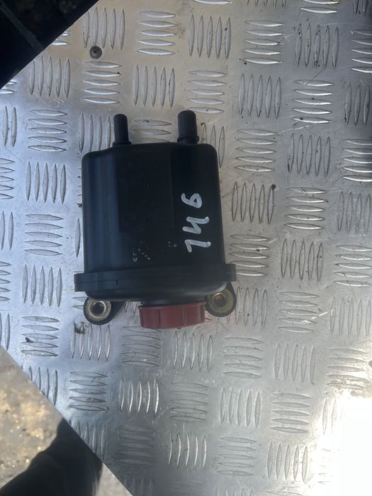 Бачок гидроусилителя альфа Ромео 146 Alfa Romeo