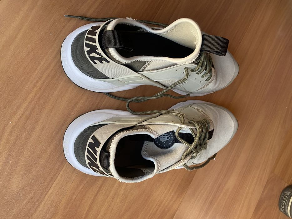 Nike Huarache tamanho 42
