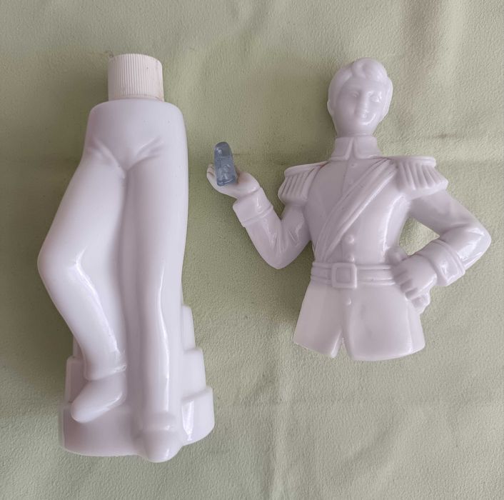 Frasco de perfume de coleção Avon (parte 1)