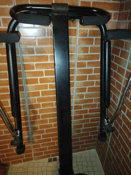 Máquina de remos em excelente estado