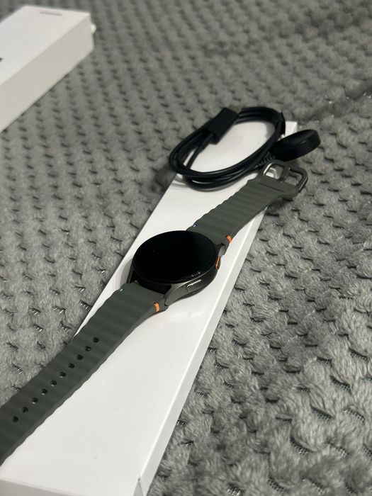 Samsung Galaxy Watch 7 (nowy)