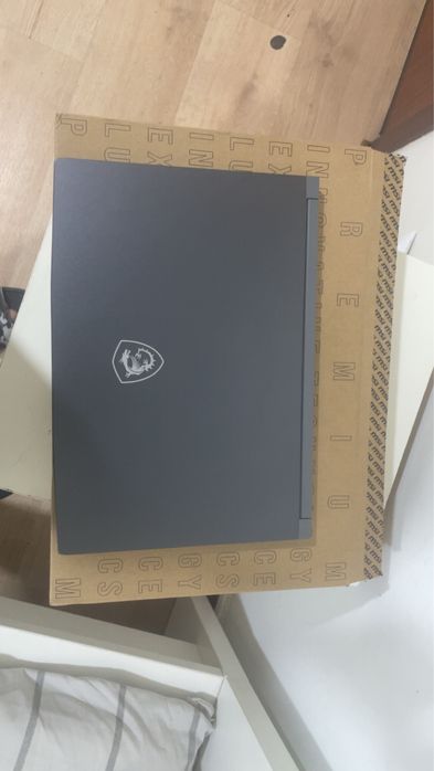 MSI Thin 15 B12VE - i7-12650H + RTX 4050 6GB + 16GB + 512GB - Como Novo na Caixa