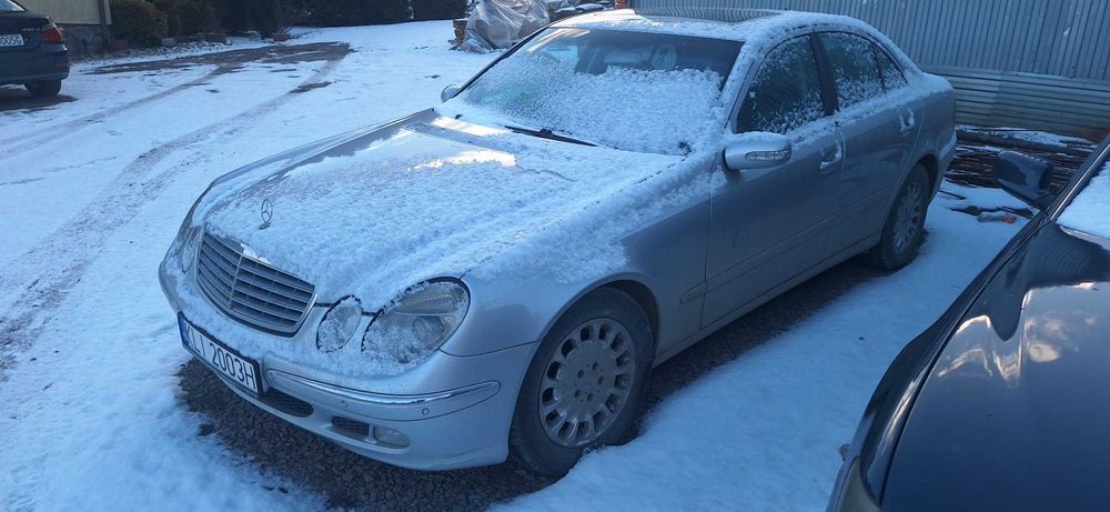 Mercedes benz w211 270 cdi 2003r