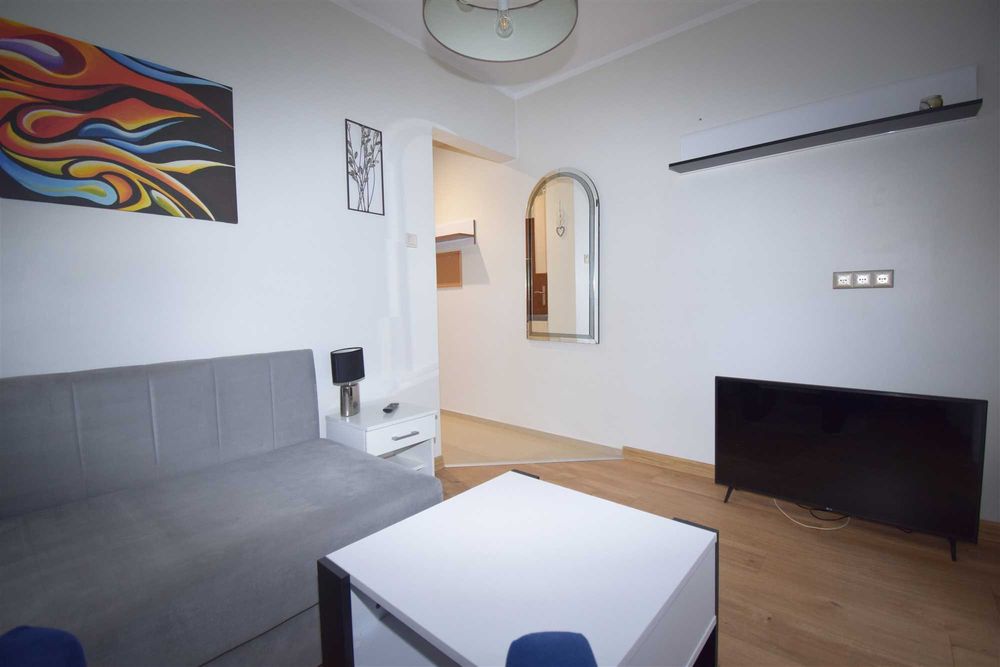 *PIASKOWA GÓRA - kawalerka - wynajmę*