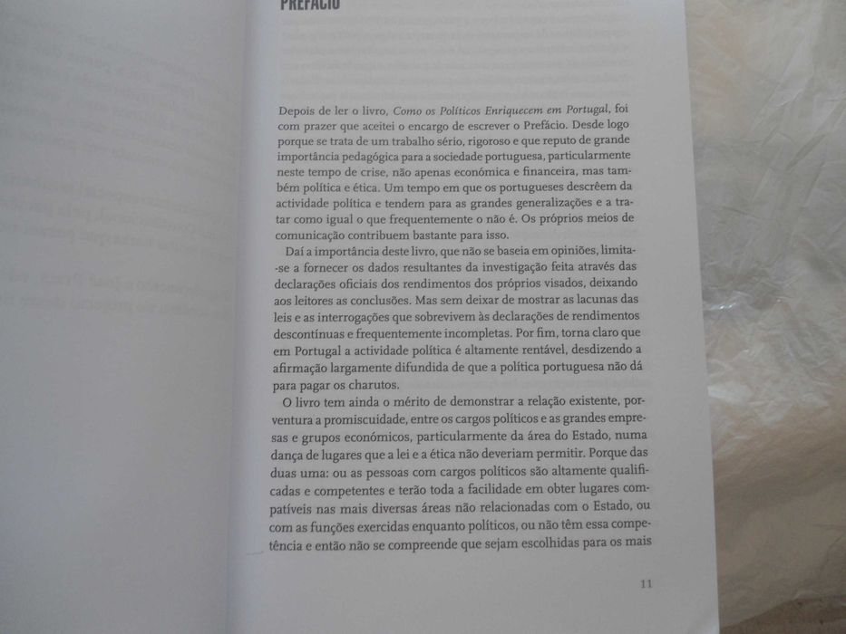 Como os Políticos Enriquecem em Portugal por António Sérgio Azenha