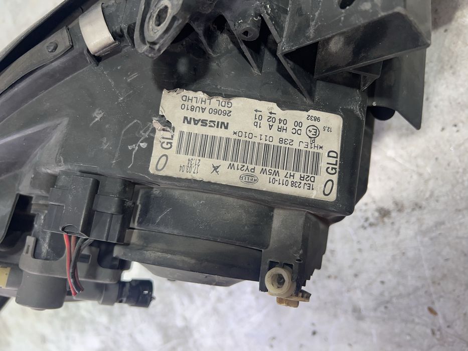 Фара від Nissan Primera P12