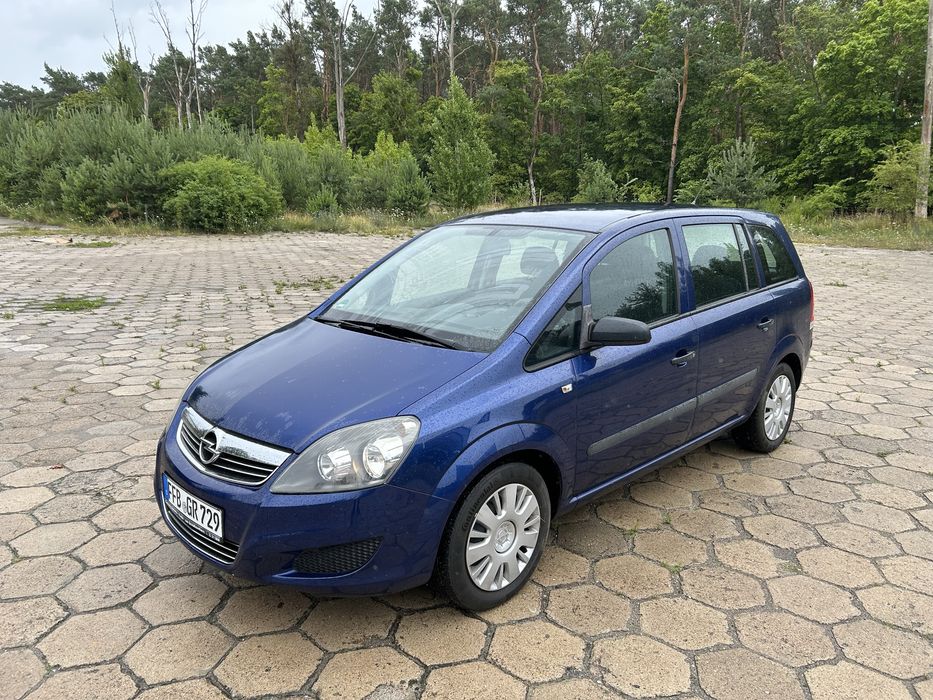 LIFT Zafira najlepsza 1.6 benzyn 7 osobowa Oryginal lakier Niemcy Opel