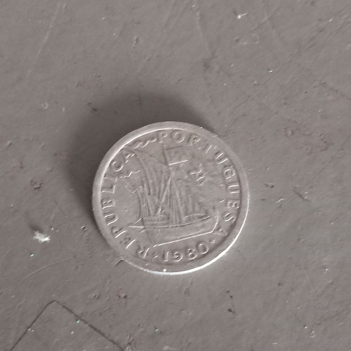Lote de moedas 2.50 escudos.