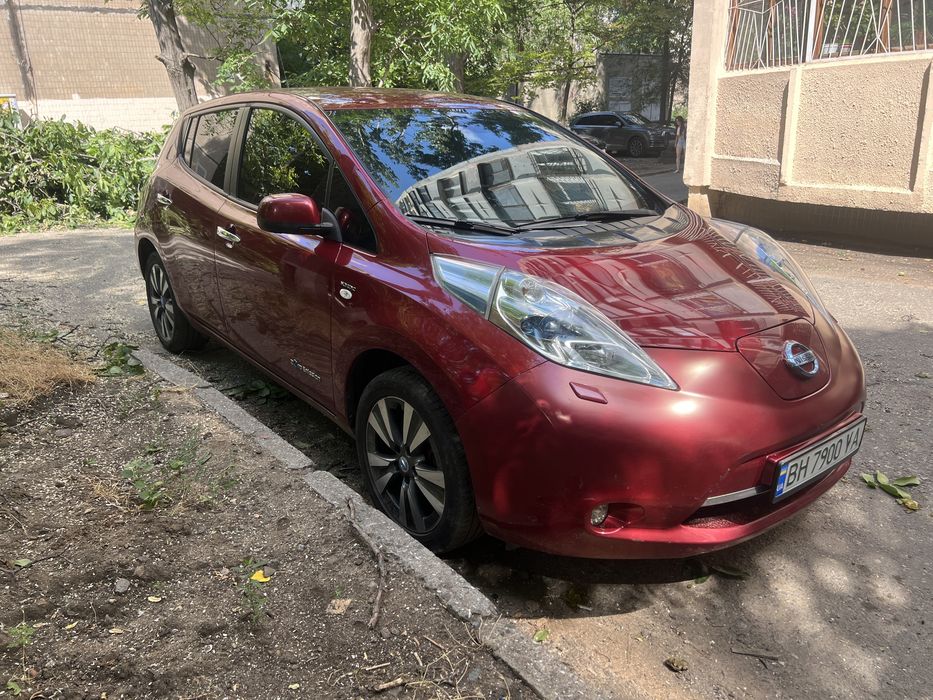 Продам Nissan Leaf 30 кіловат