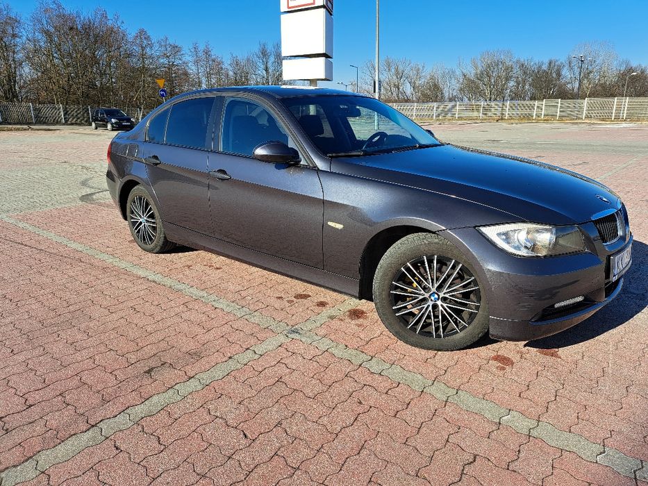 BMW E90 N46 2.0 benzyna