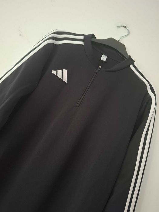 Adidas sportowa odzież