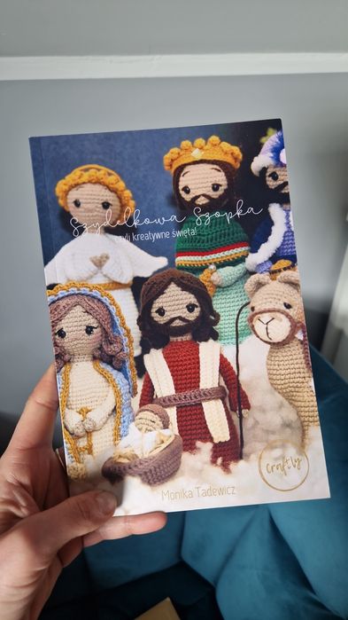 Książka szydełkowa szopka