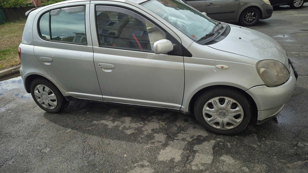 Продам Toyota Yaris