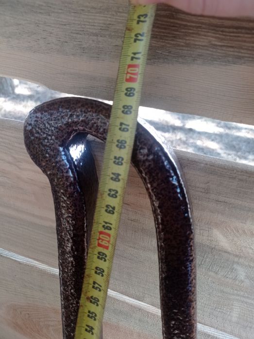 Żeliwne nogi do ławki z PRL