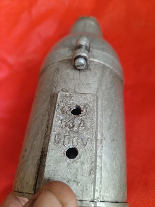 Gniazdo siłowe PRL metalowe 63A