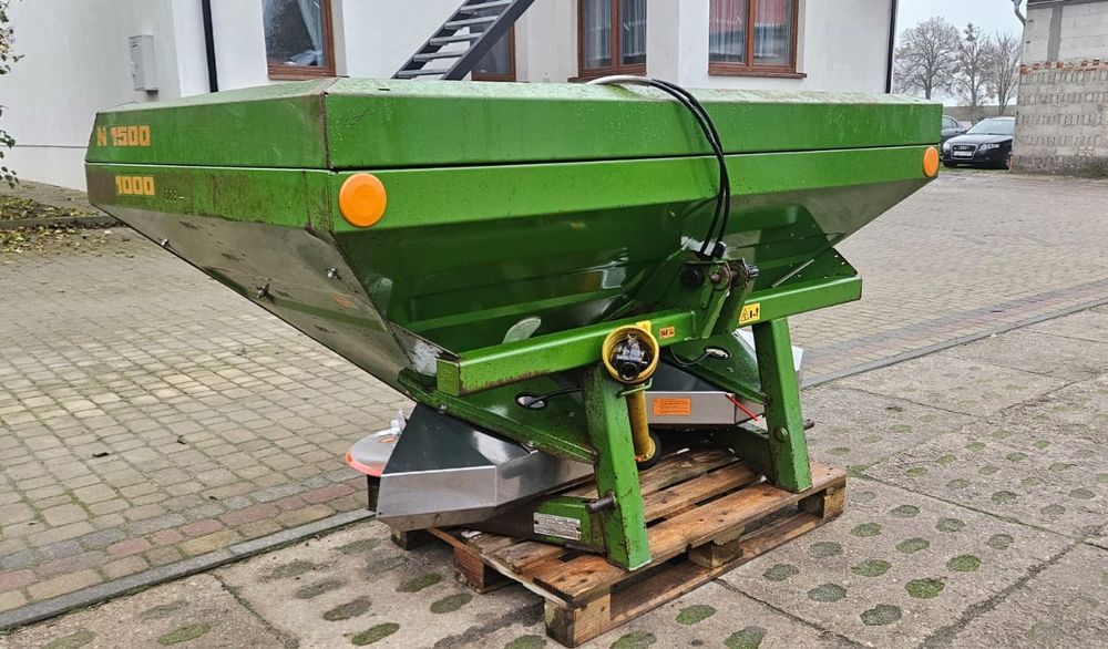 Rozsiewacz nawozów Amazone ZA-M COMPACT ( KUHN,KVERNELAND ) Szynwałd ...